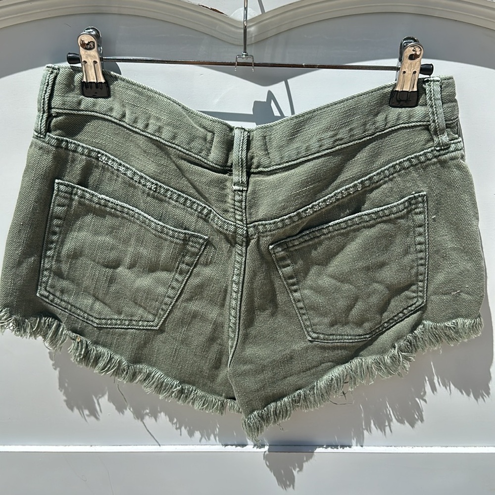 Shorts - Picture 2 of 2